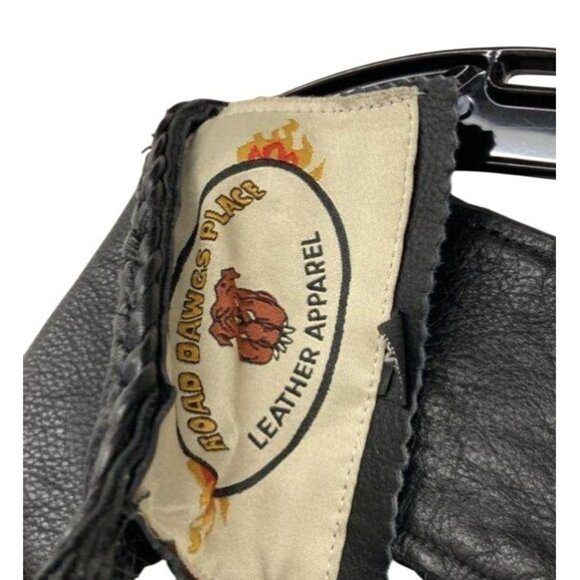 Road Dawgs Place Women's Black Leather Motorcycle Chaps With Rose Cutout Design - Picture 5 of 6